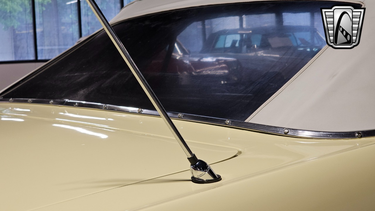 1965 Chevrolet Impala 61