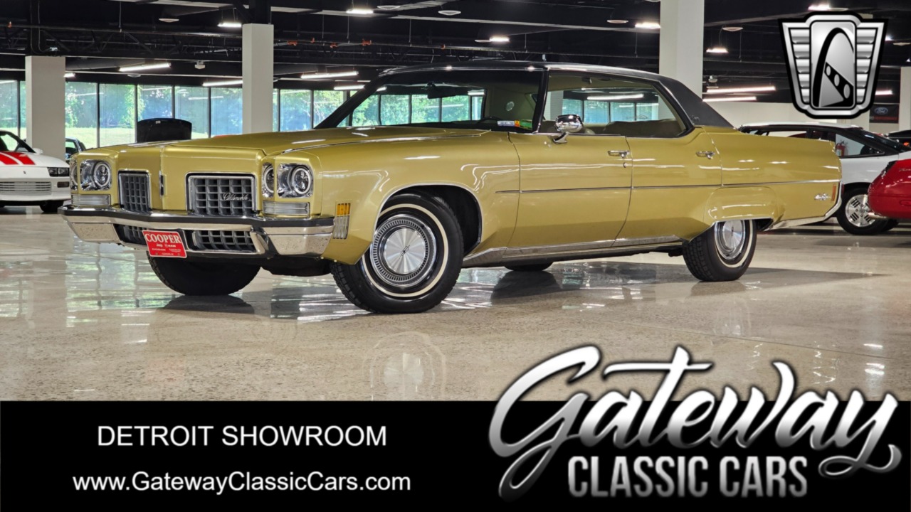 1972 Oldsmobile 98 Regency 1