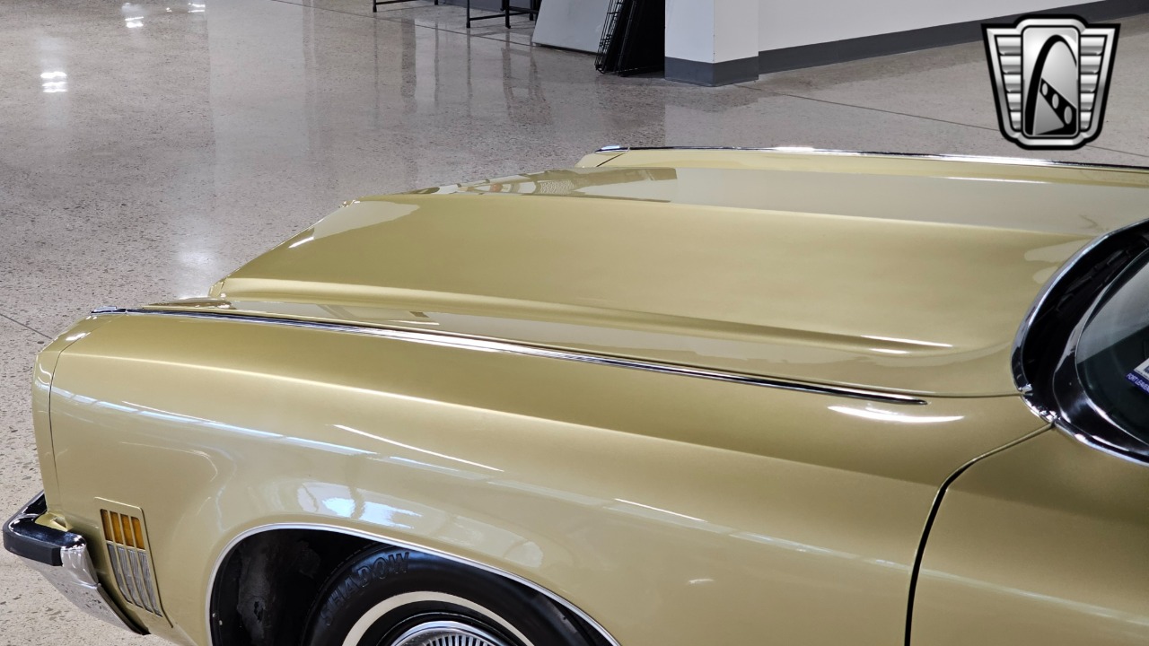 1972 Oldsmobile 98 Regency 33