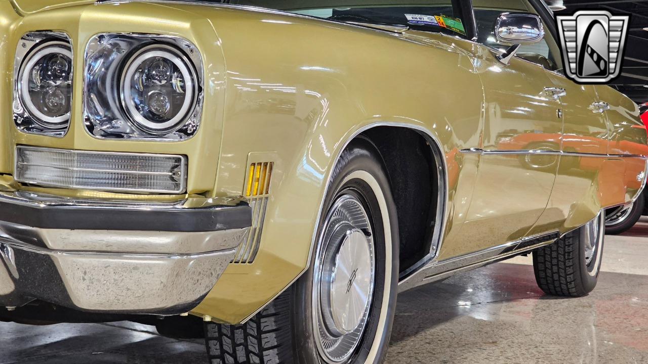 1972 Oldsmobile 98 Regency 34