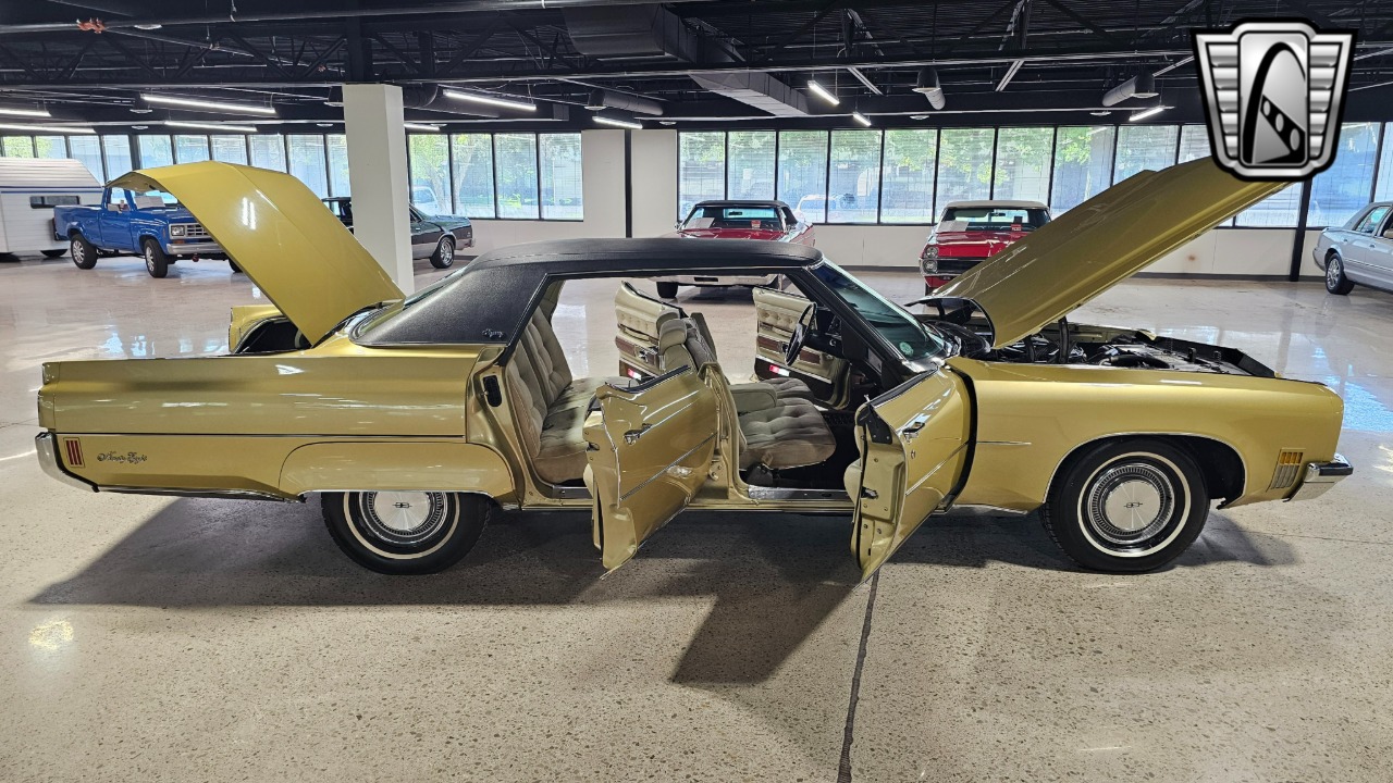 1972 Oldsmobile 98 Regency 22