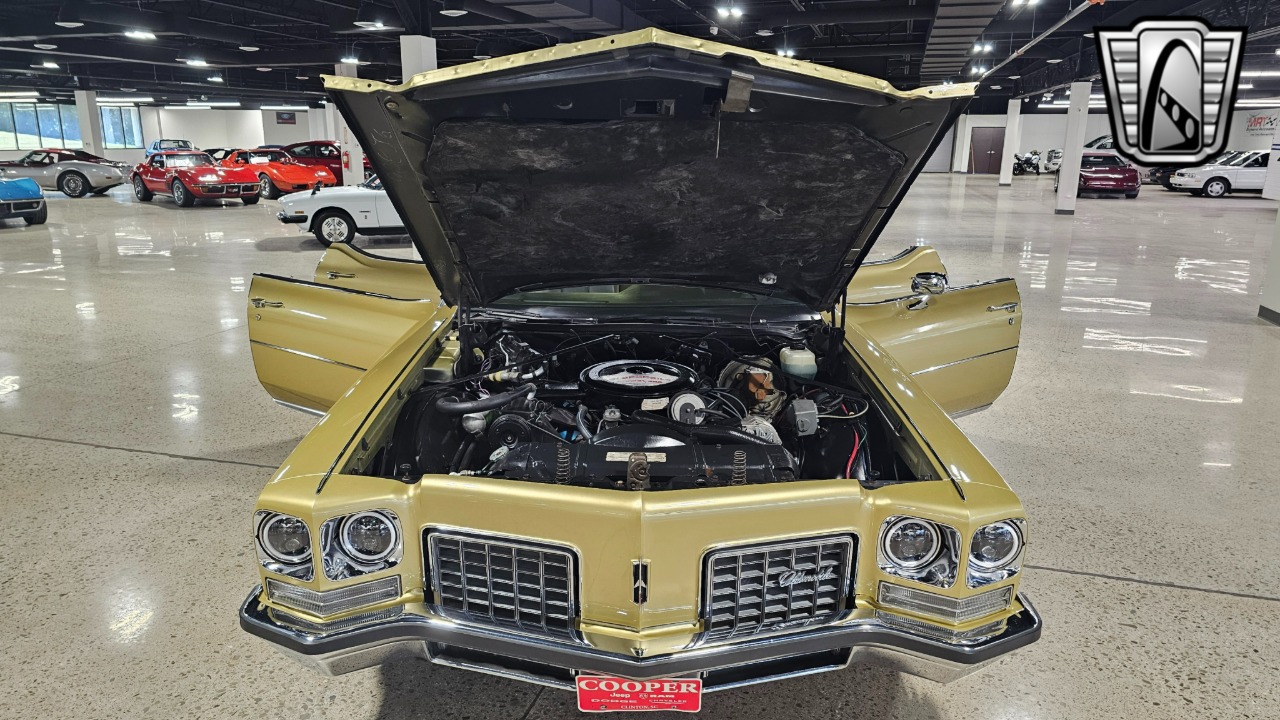 1972 Oldsmobile 98 Regency 23