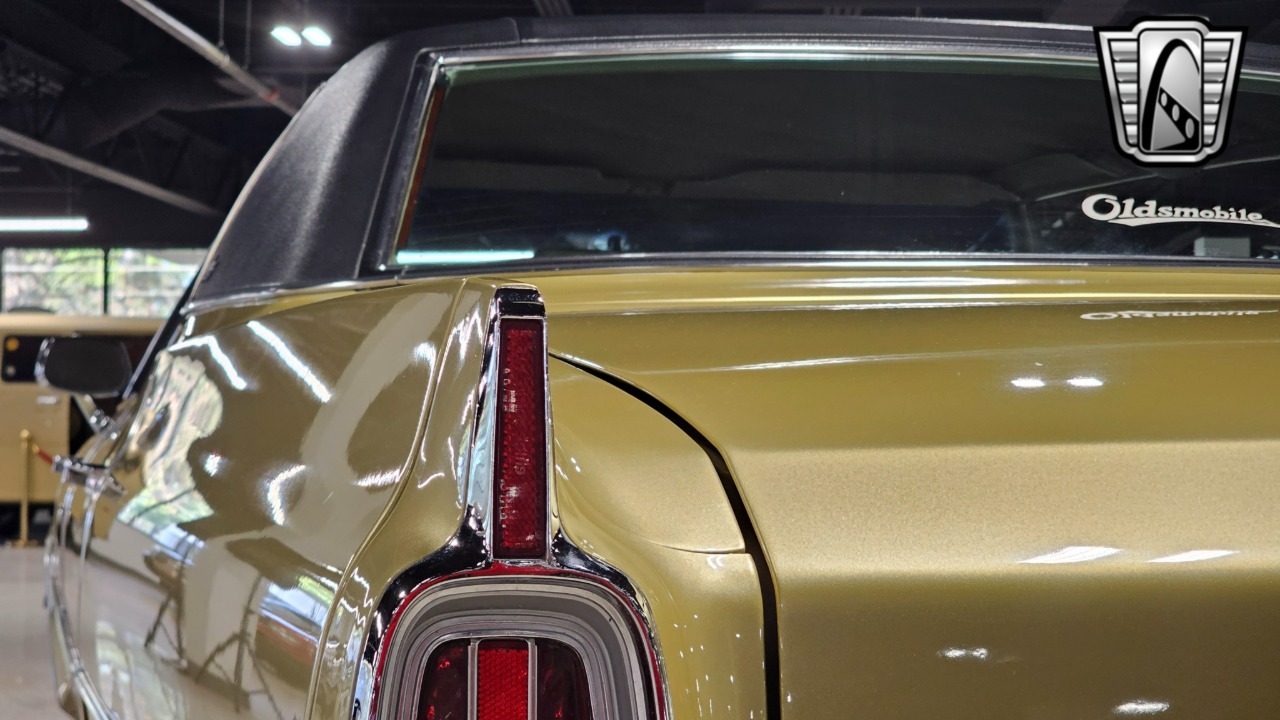 1972 Oldsmobile 98 Regency 41