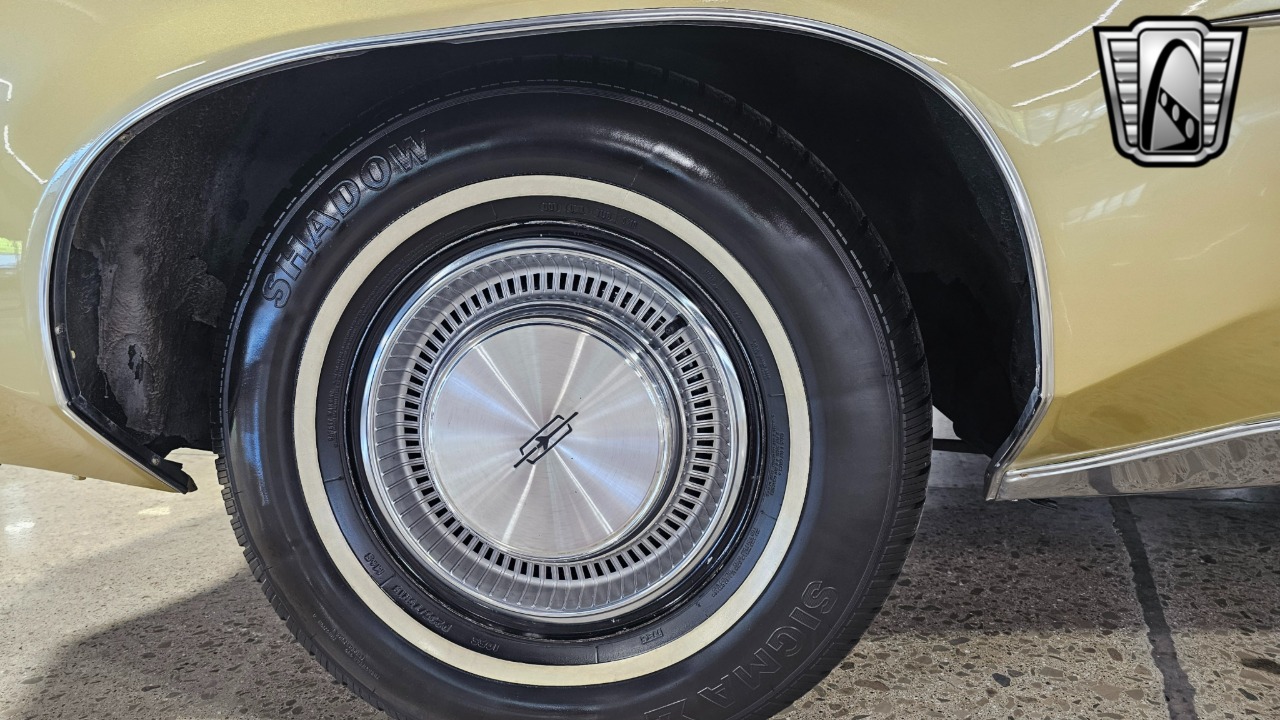 1972 Oldsmobile 98 Regency 18