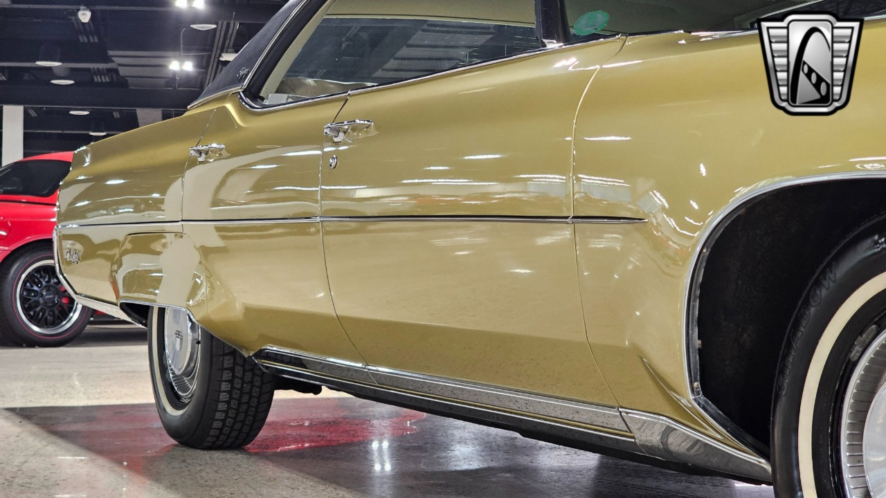 1972 Oldsmobile 98 Regency 13