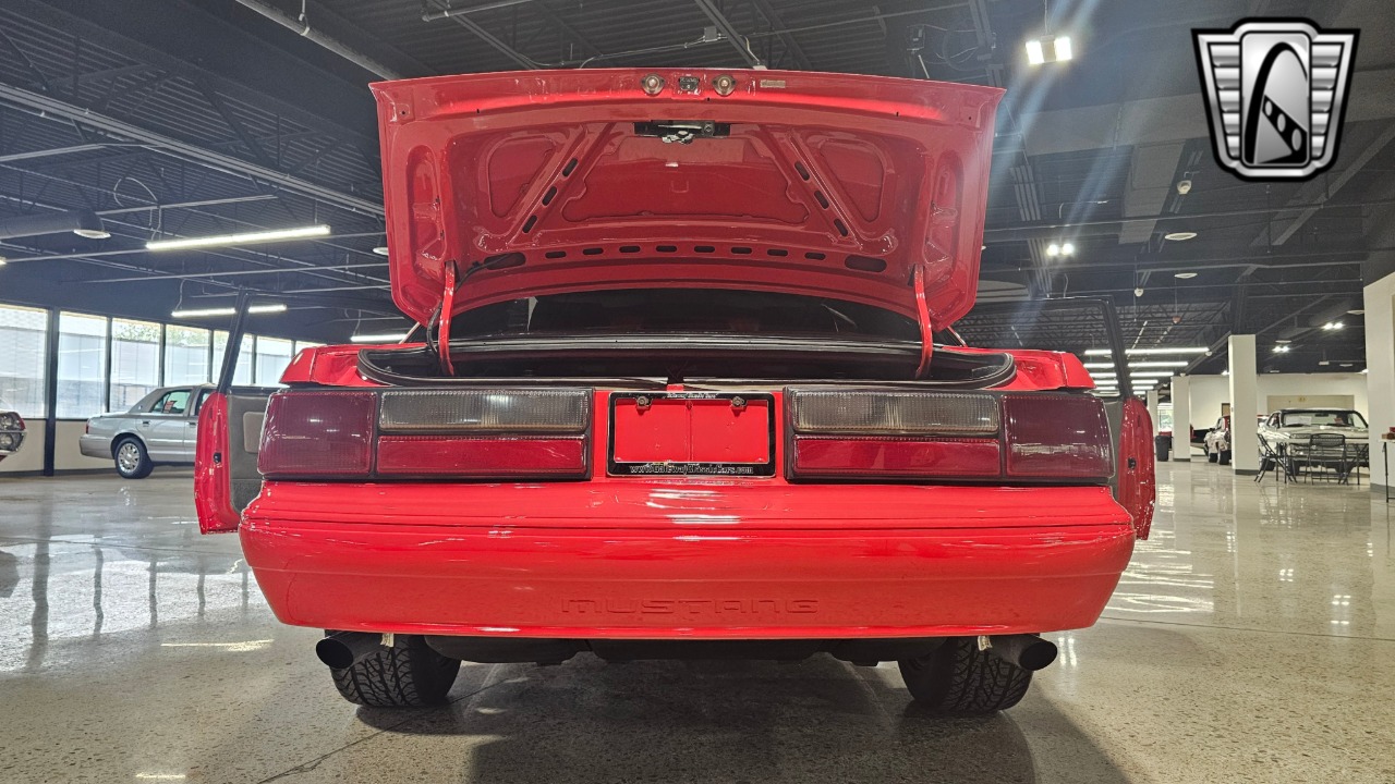 1988 Ford Mustang 66