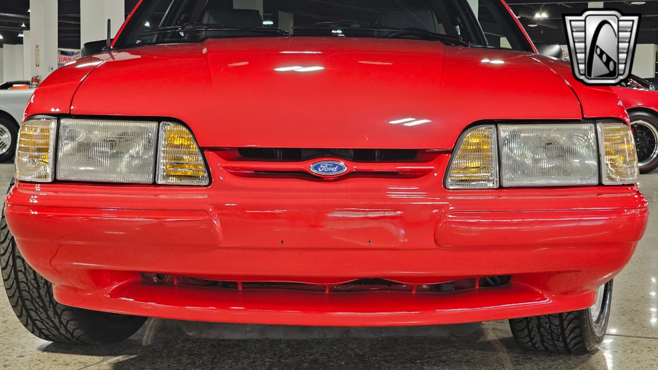 1988 Ford Mustang 33