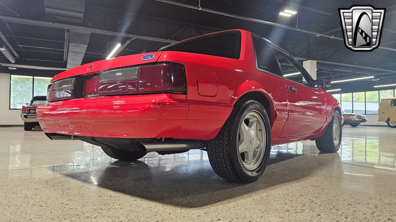 1988 Ford Mustang 47