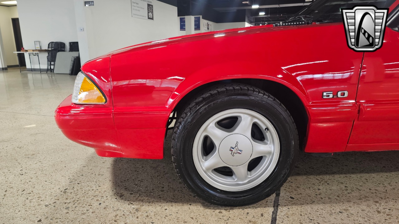 1988 Ford Mustang 53