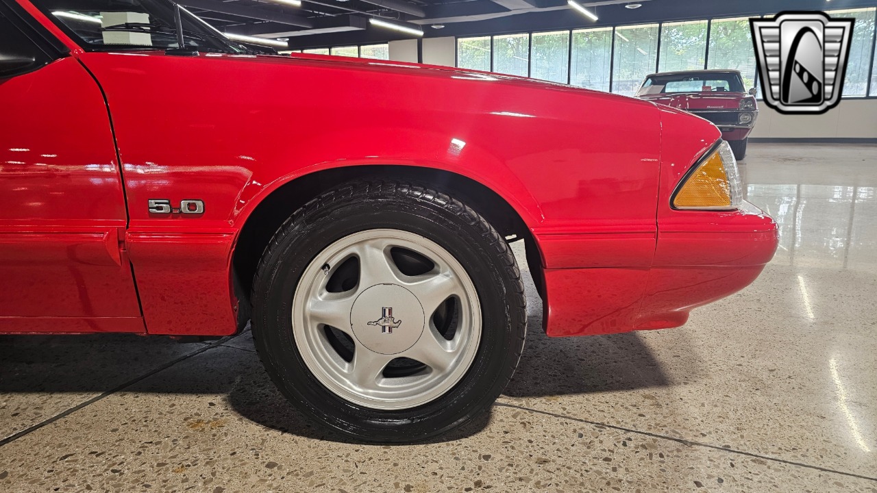 1988 Ford Mustang 56