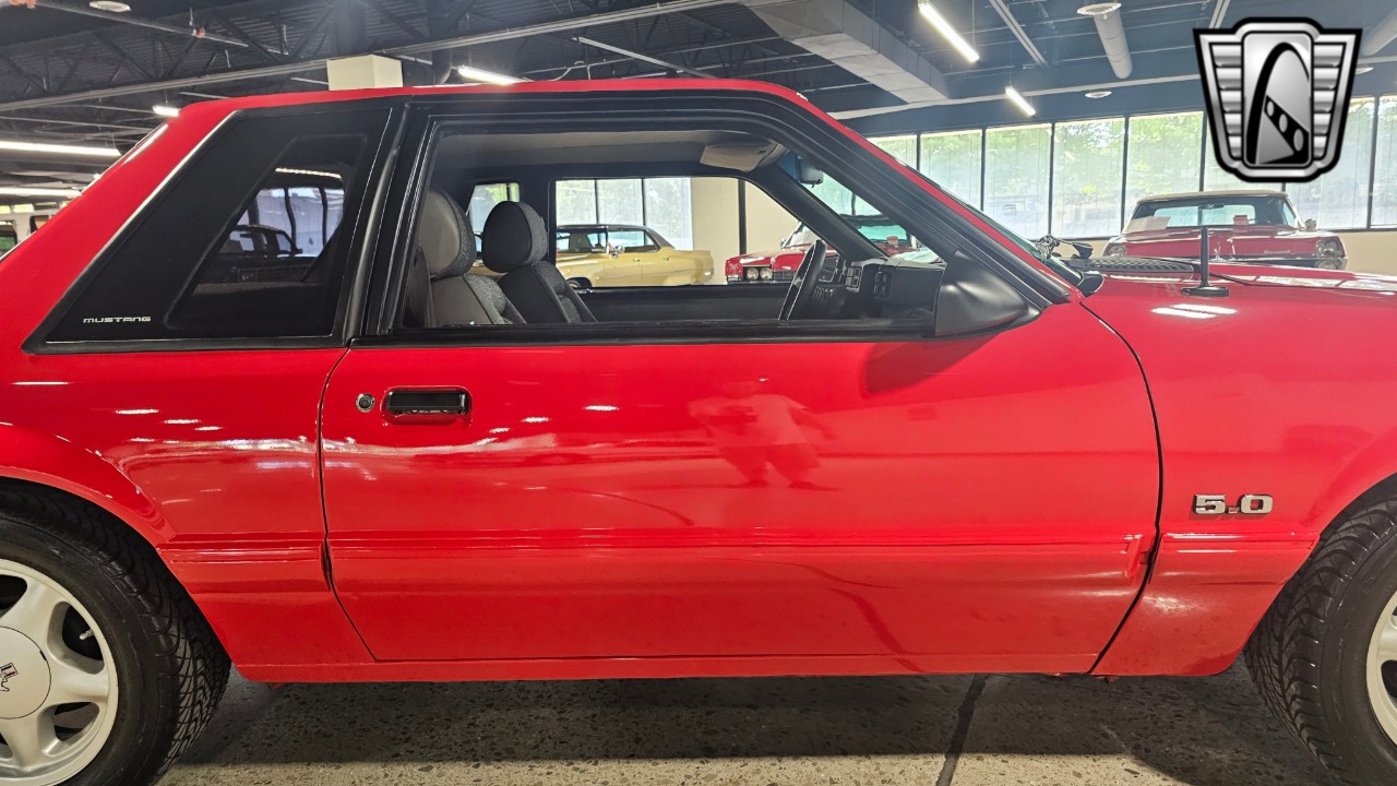 1988 Ford Mustang 57