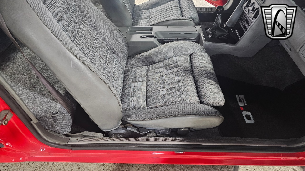 1988 Ford Mustang 99