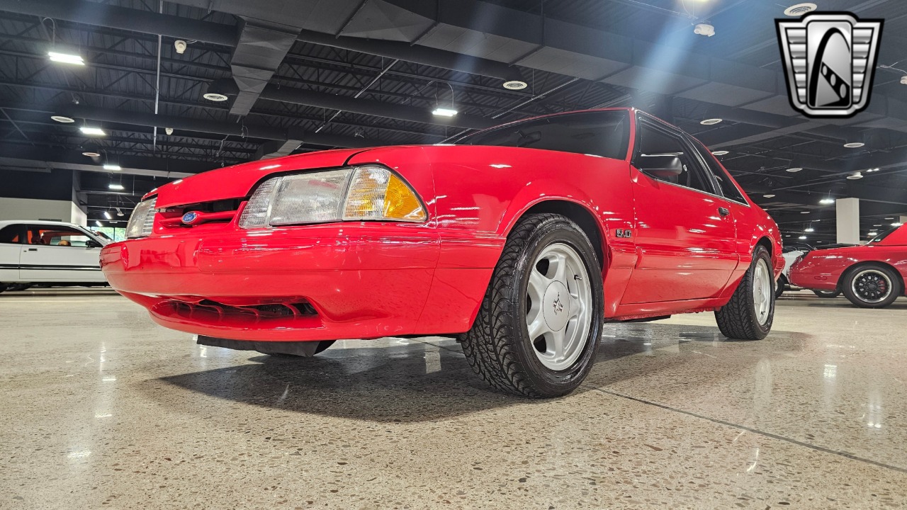 1988 Ford Mustang 41