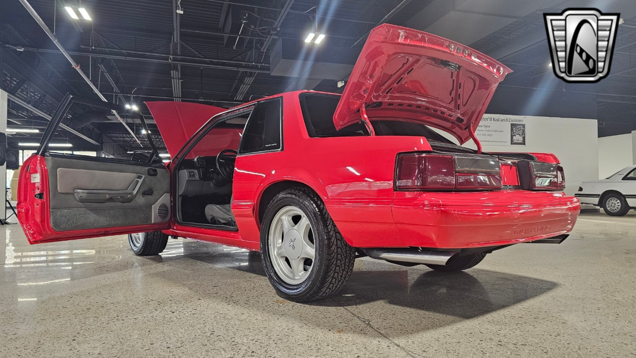 1988 Ford Mustang 65