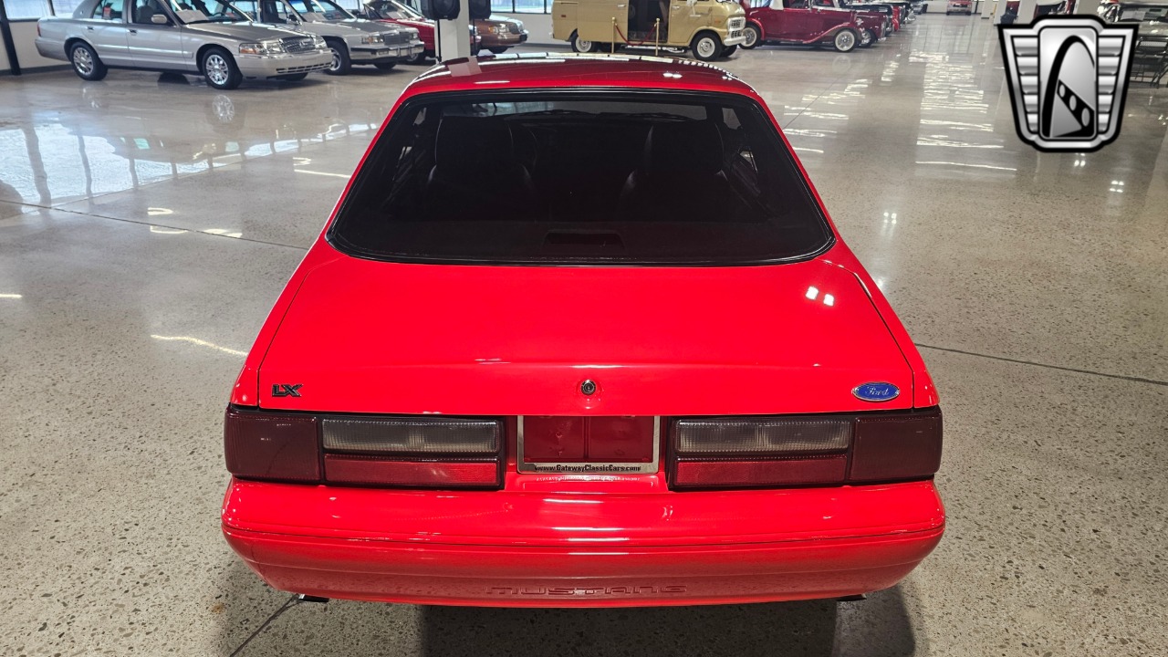 1988 Ford Mustang 45