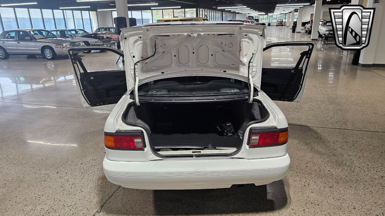 1991 Nissan Sentra 18