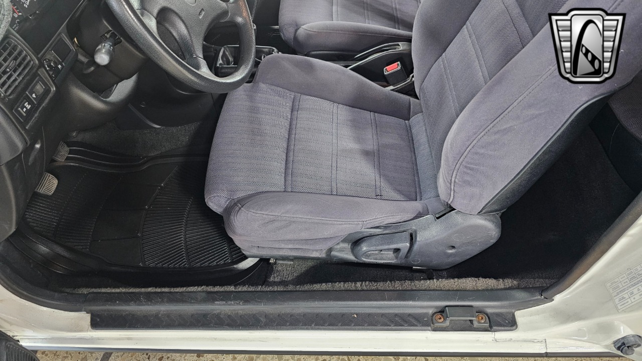 1991 Nissan Sentra 97