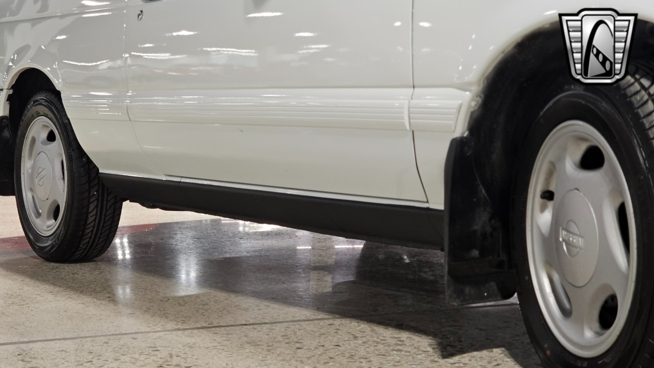 1991 Nissan Sentra 11