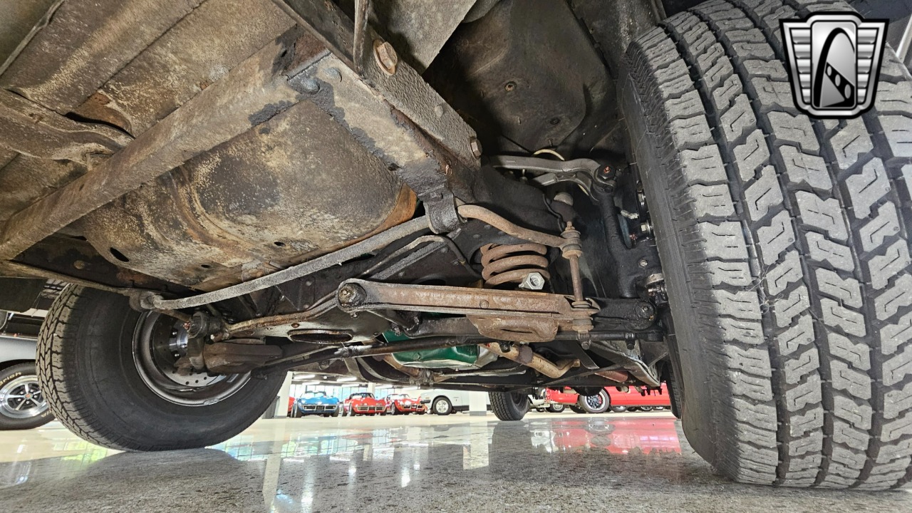 1952 Oldsmobile Rocket 88 87