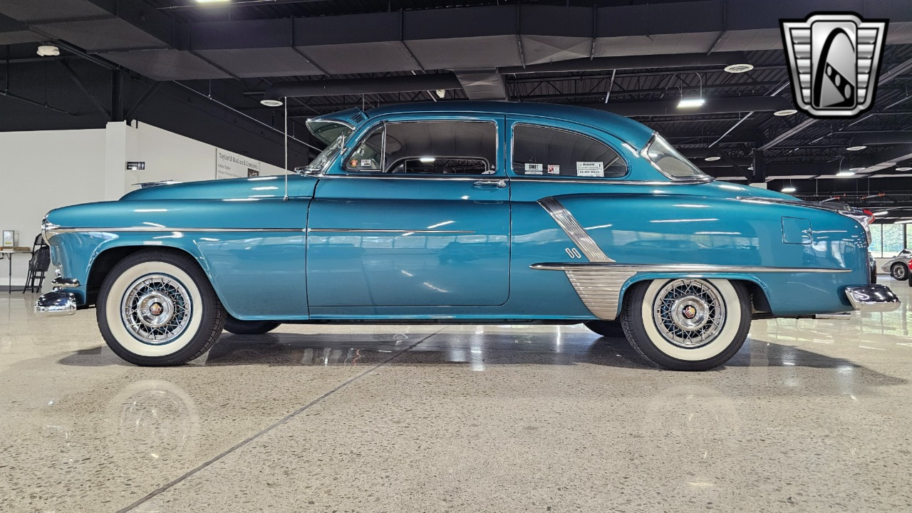 1952 Oldsmobile Rocket 88 34