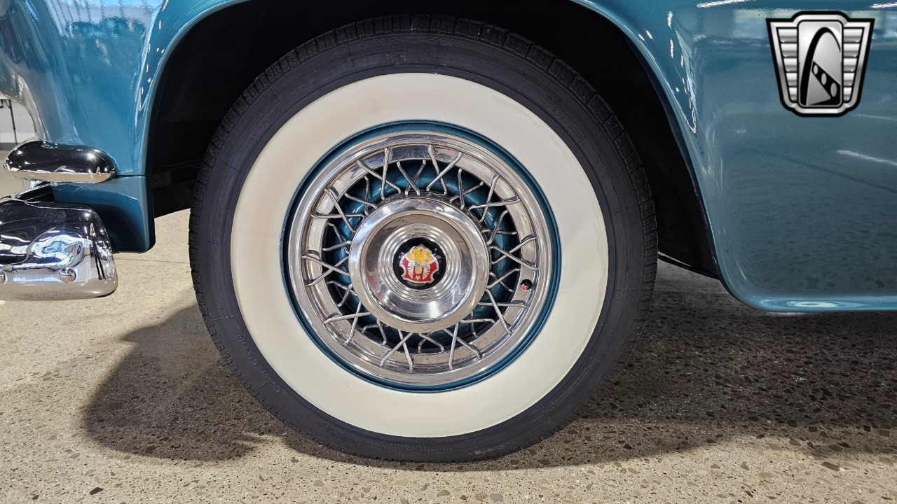 1952 Oldsmobile Rocket 88 7