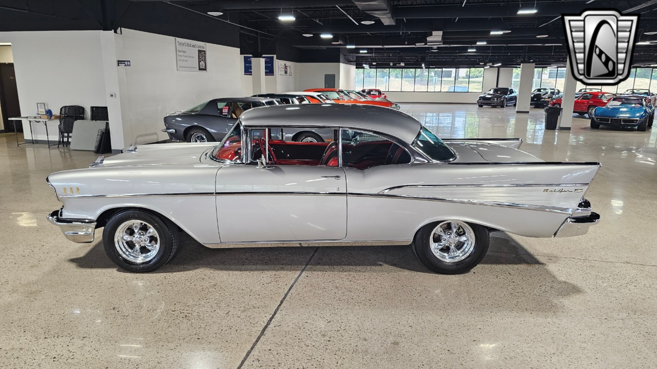 1957 Chevrolet Bel Air 33