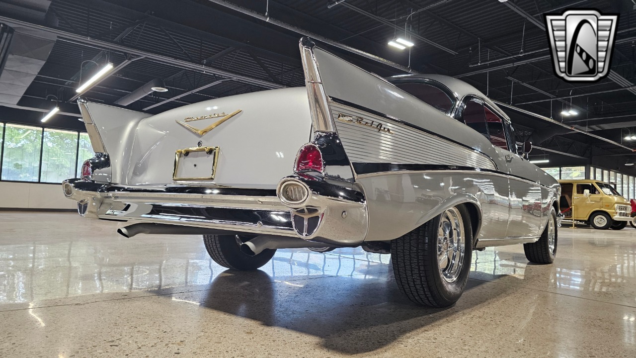 1957 Chevrolet Bel Air 4