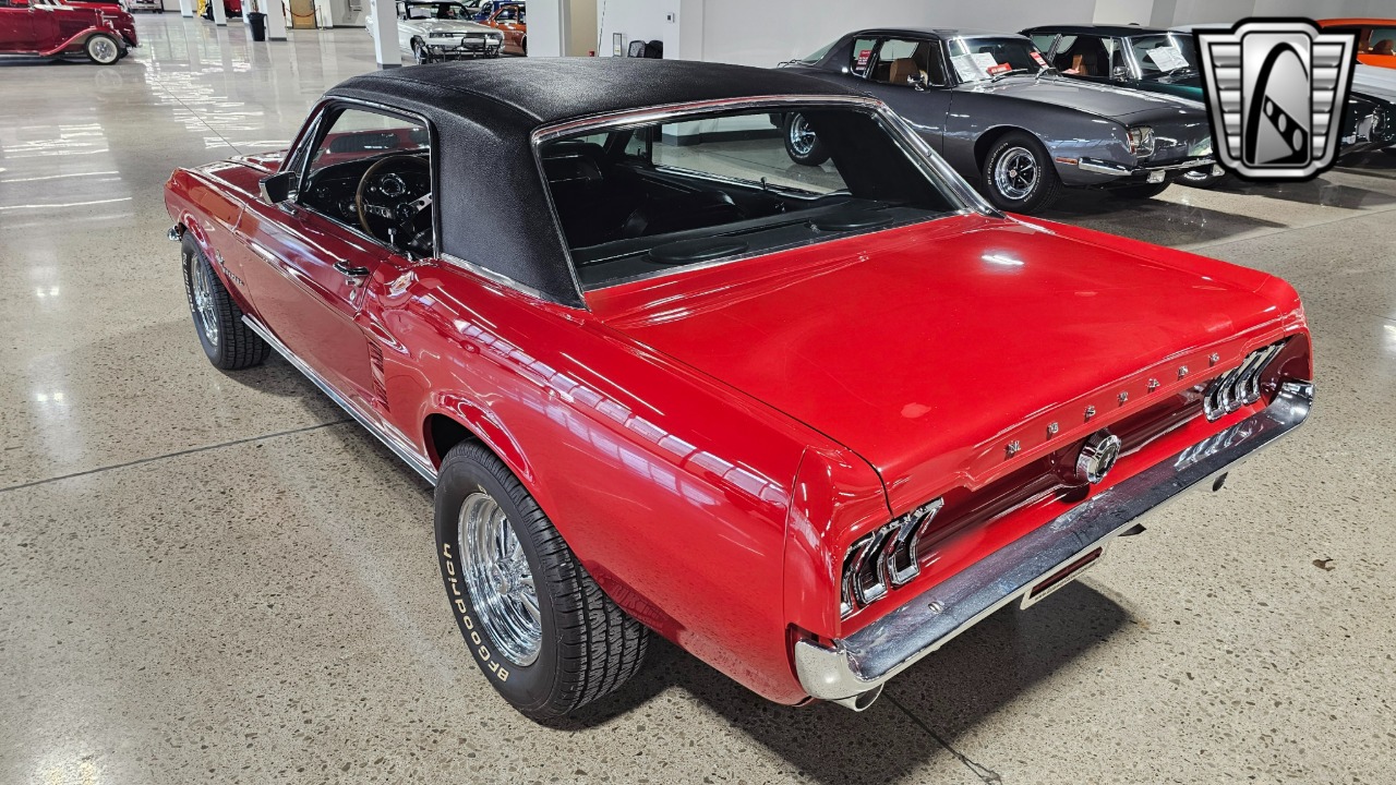 1967 Ford Mustang 35