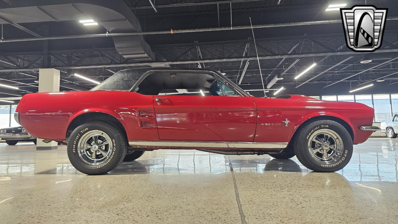 1967 Ford Mustang 40