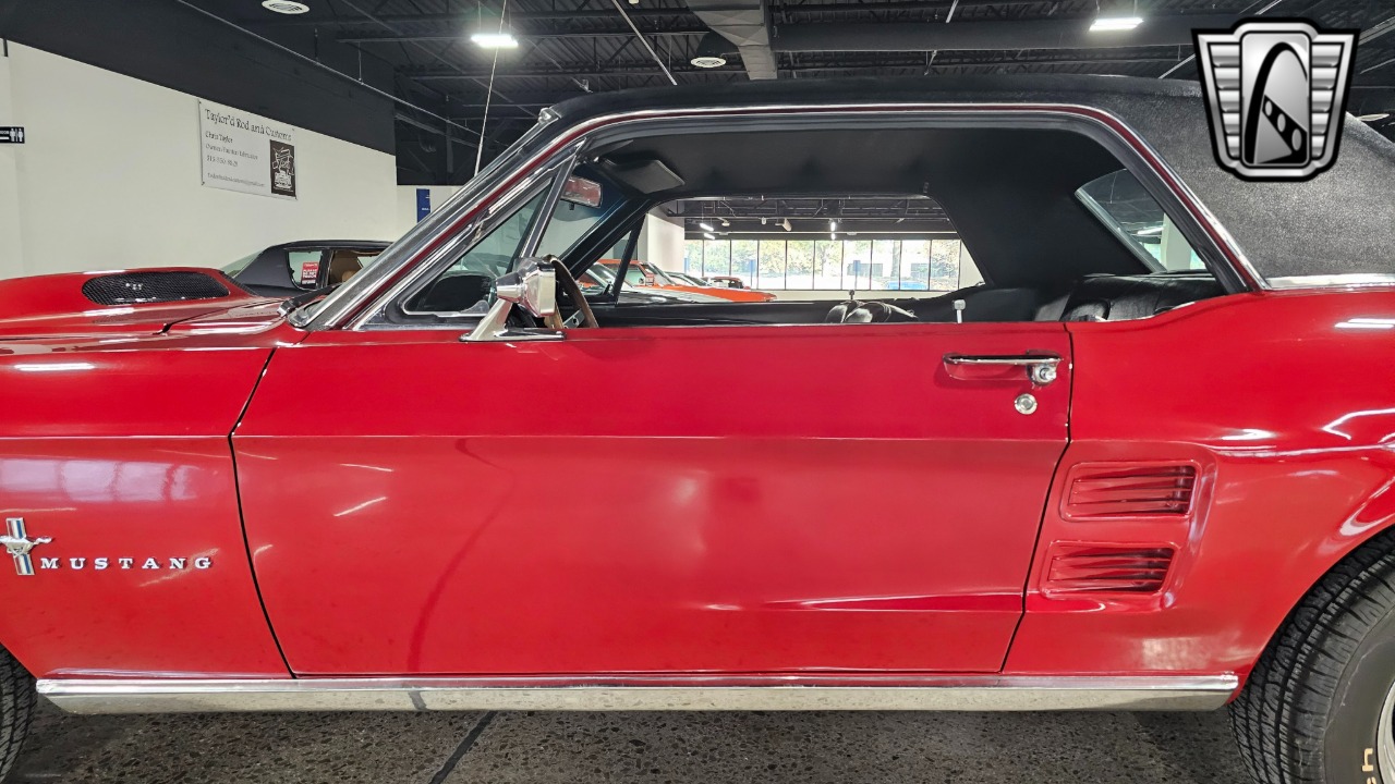 1967 Ford Mustang 45