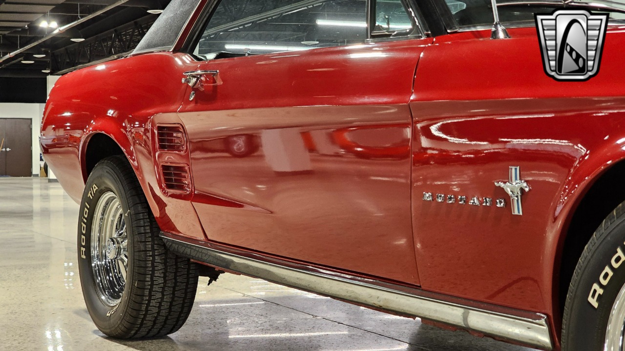 1967 Ford Mustang 12