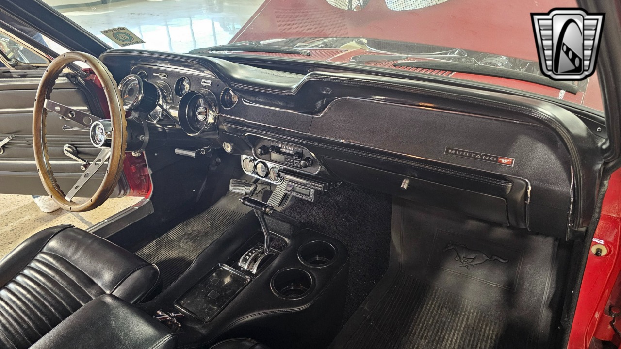 1967 Ford Mustang 26