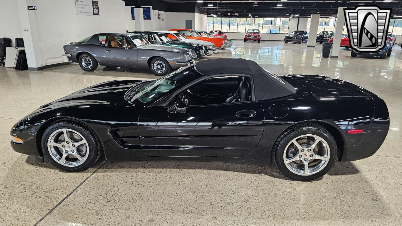 2000 Chevrolet Corvette 34