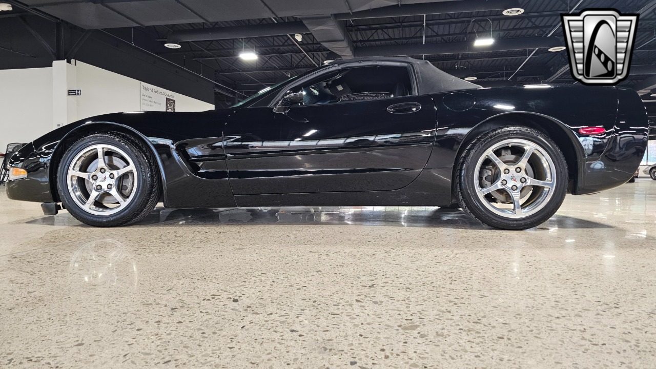 2000 Chevrolet Corvette 3