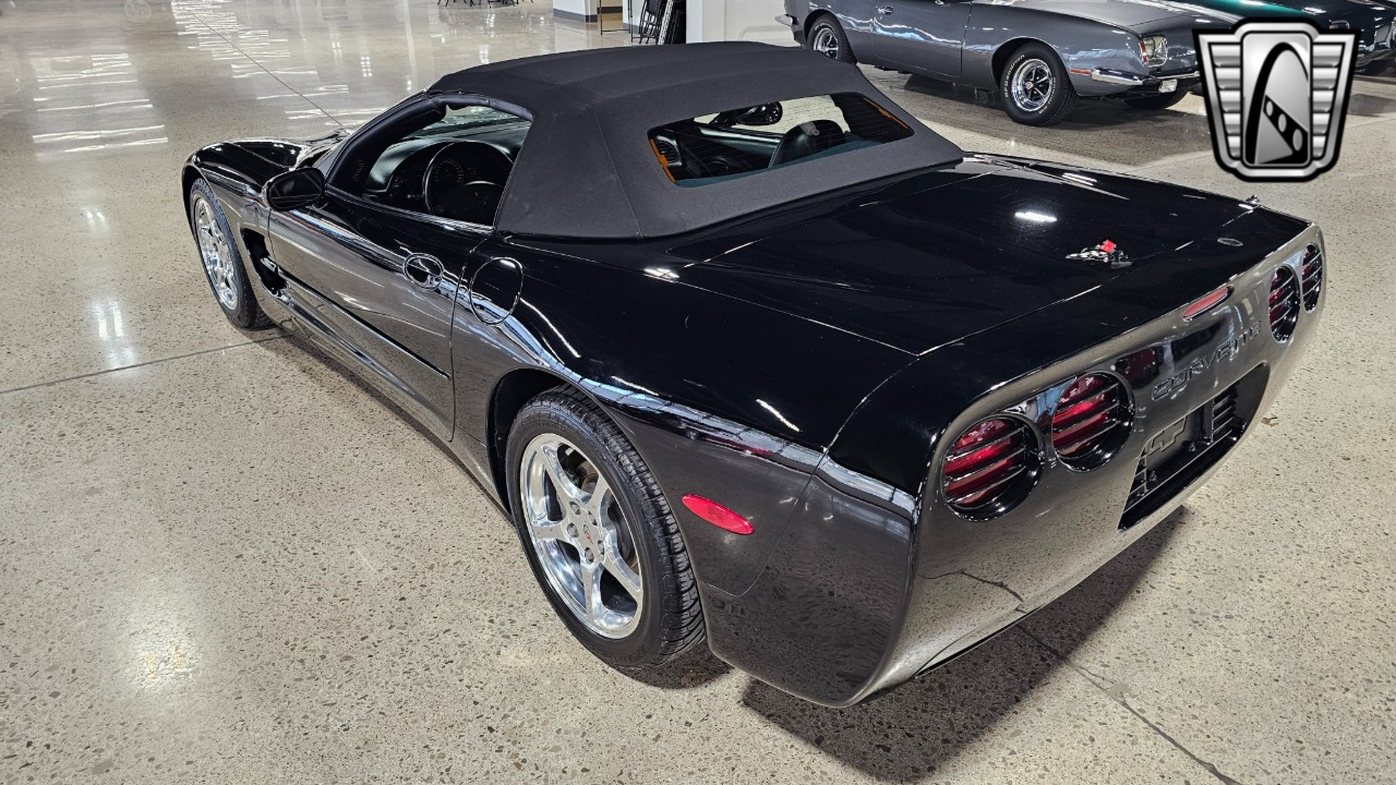 2000 Chevrolet Corvette 35
