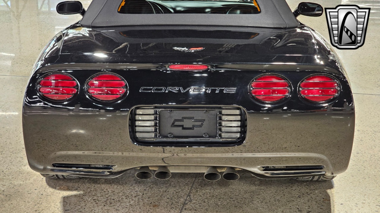 2000 Chevrolet Corvette 14