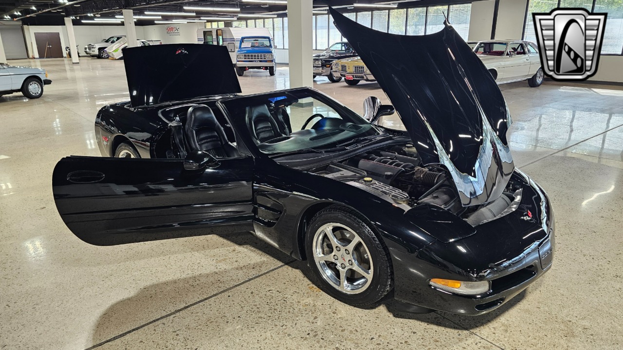 2000 Chevrolet Corvette 74