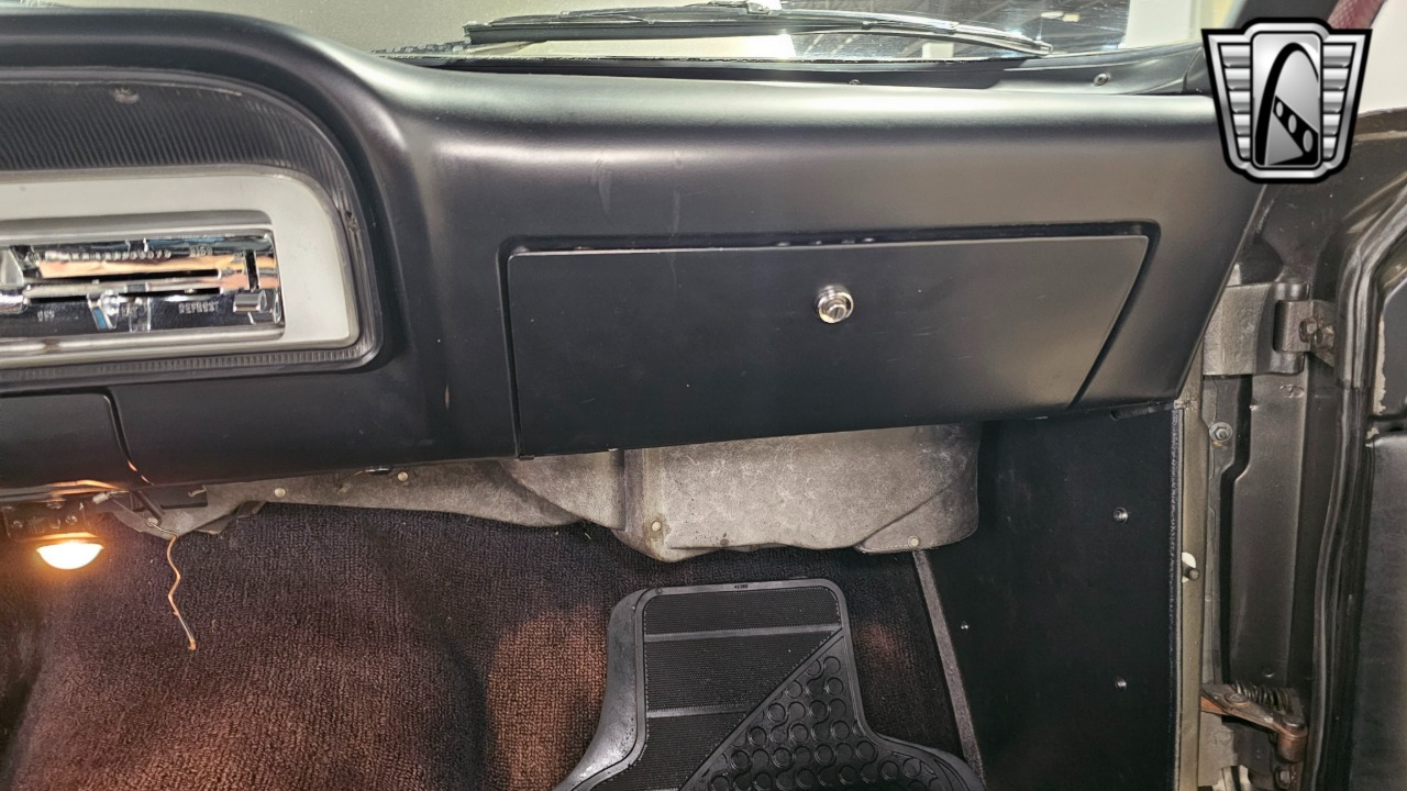 1964 Ford Fairlane 82