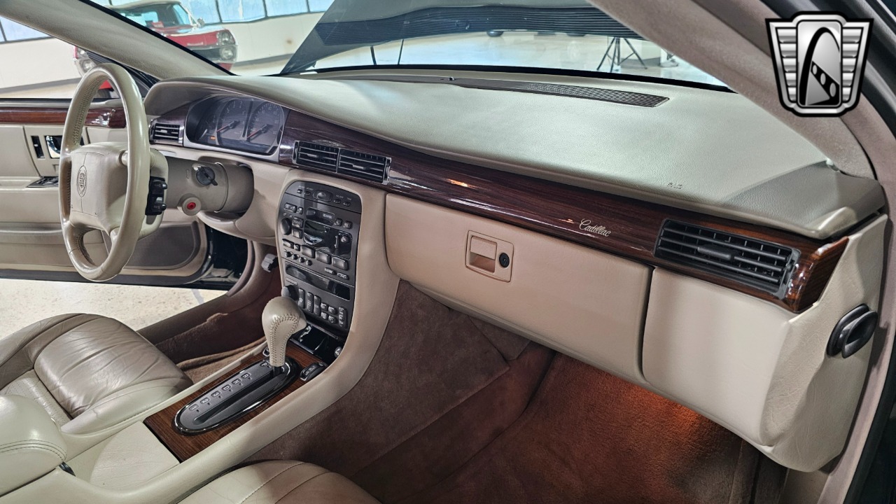 1997 Cadillac STS 26