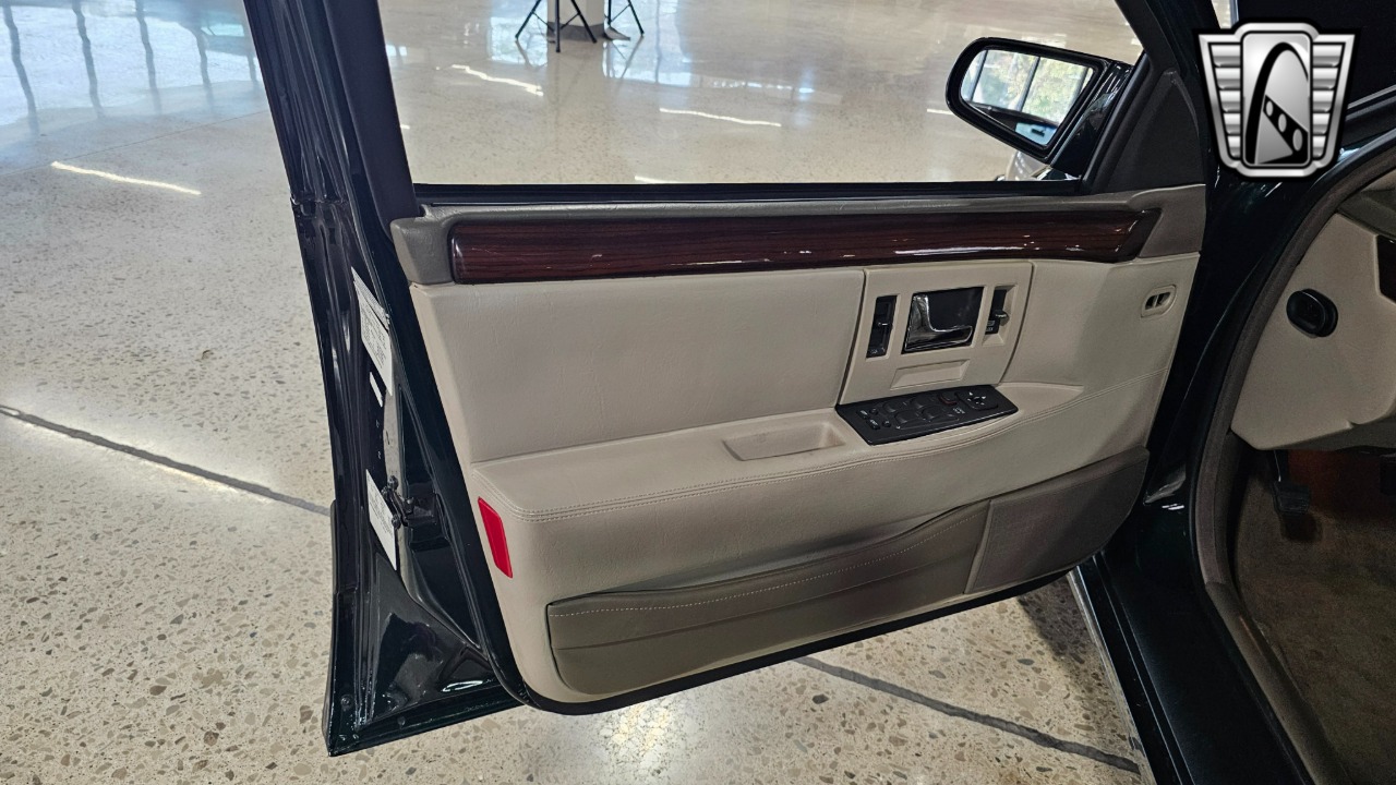 1997 Cadillac STS 72