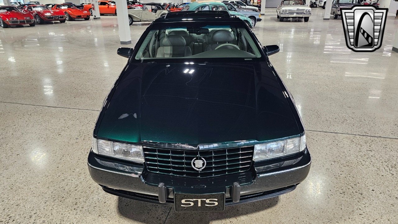 1997 Cadillac STS 41