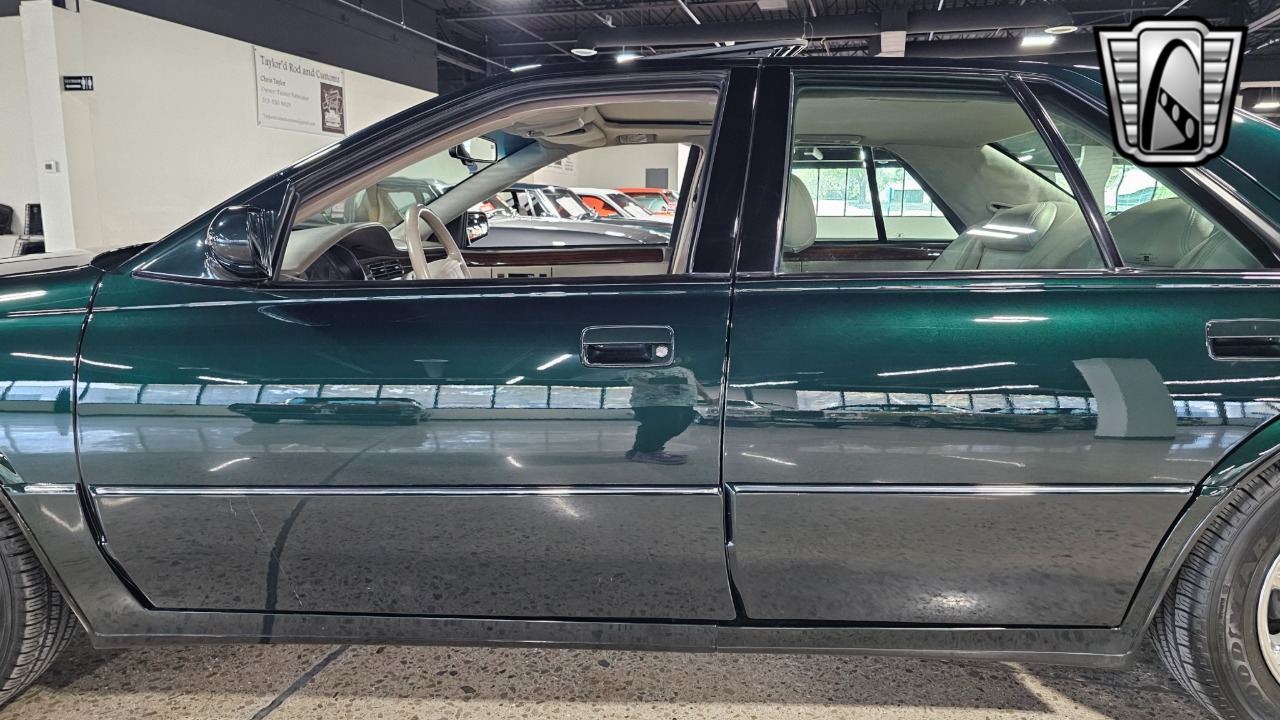 1997 Cadillac STS 44