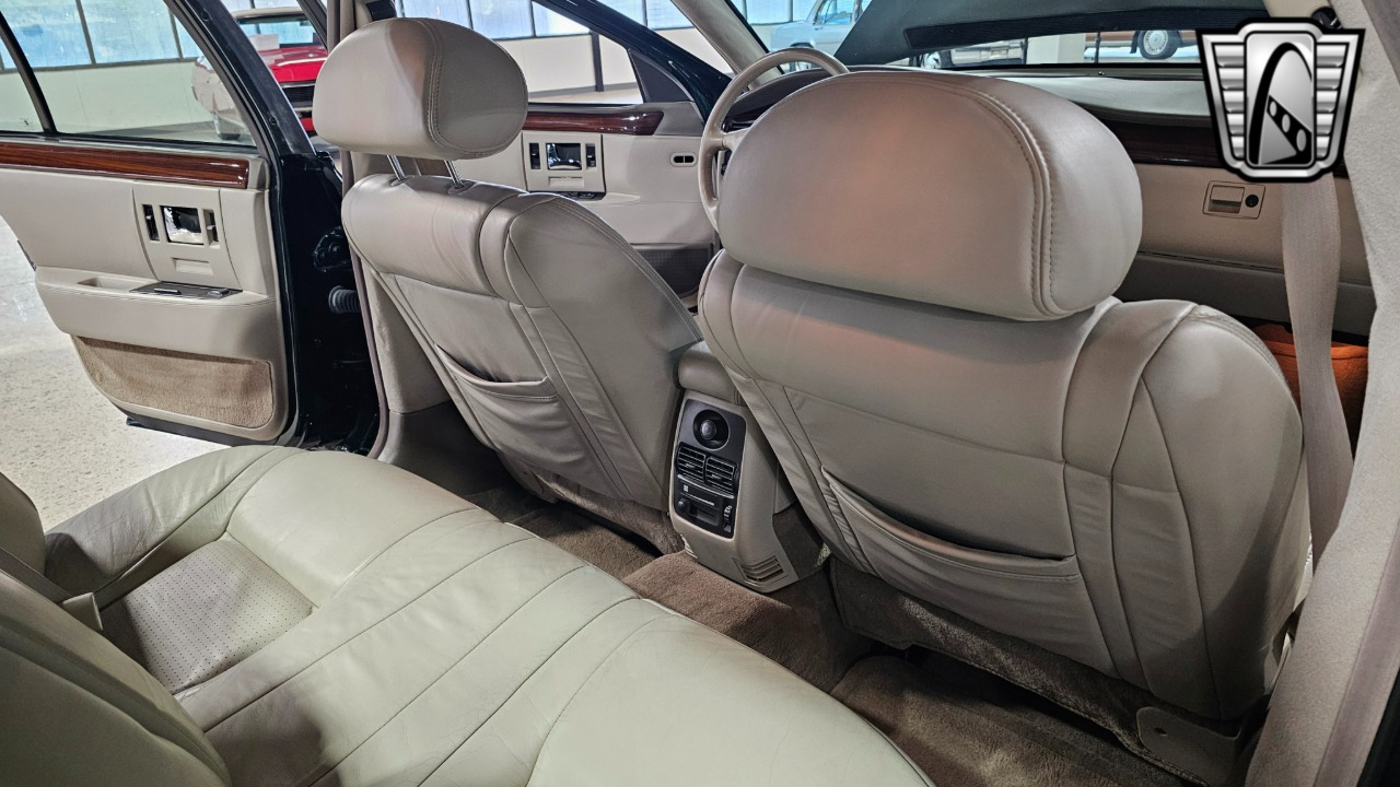 1997 Cadillac STS 81