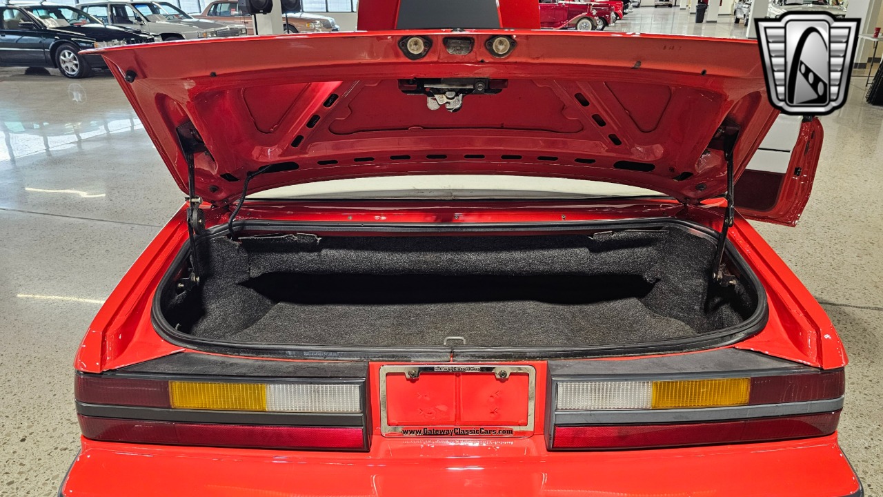 1985 Ford Mustang 30