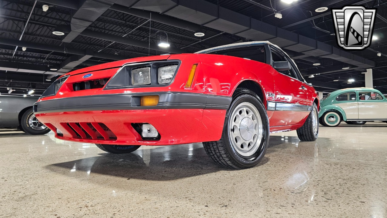 1985 Ford Mustang 33