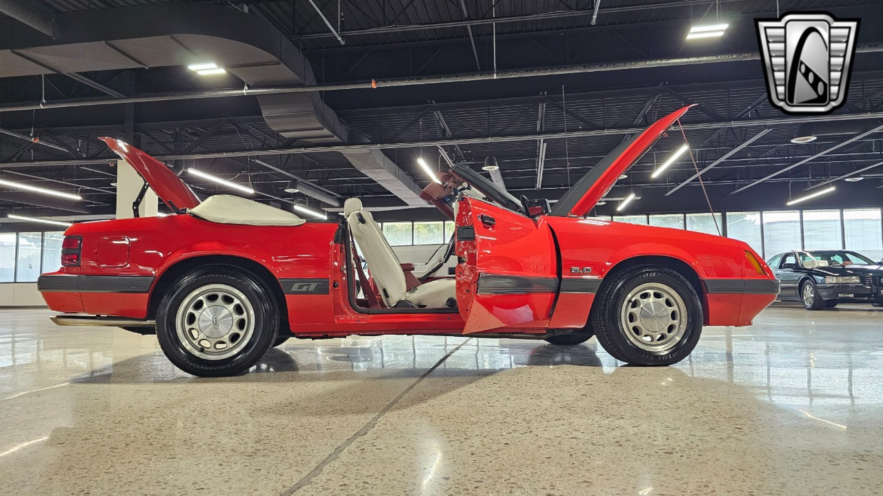 1985 Ford Mustang 65