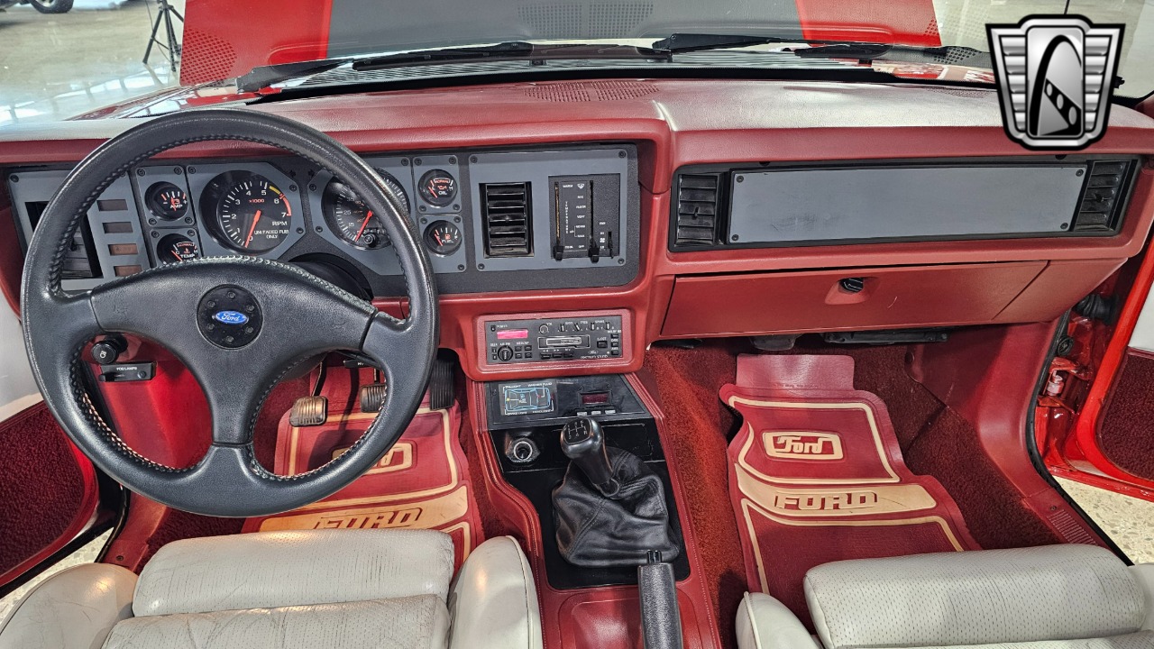 1985 Ford Mustang 27