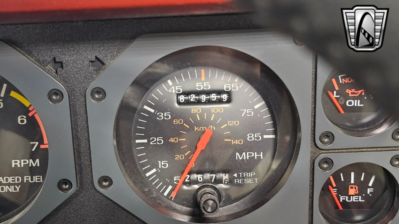 1985 Ford Mustang 28