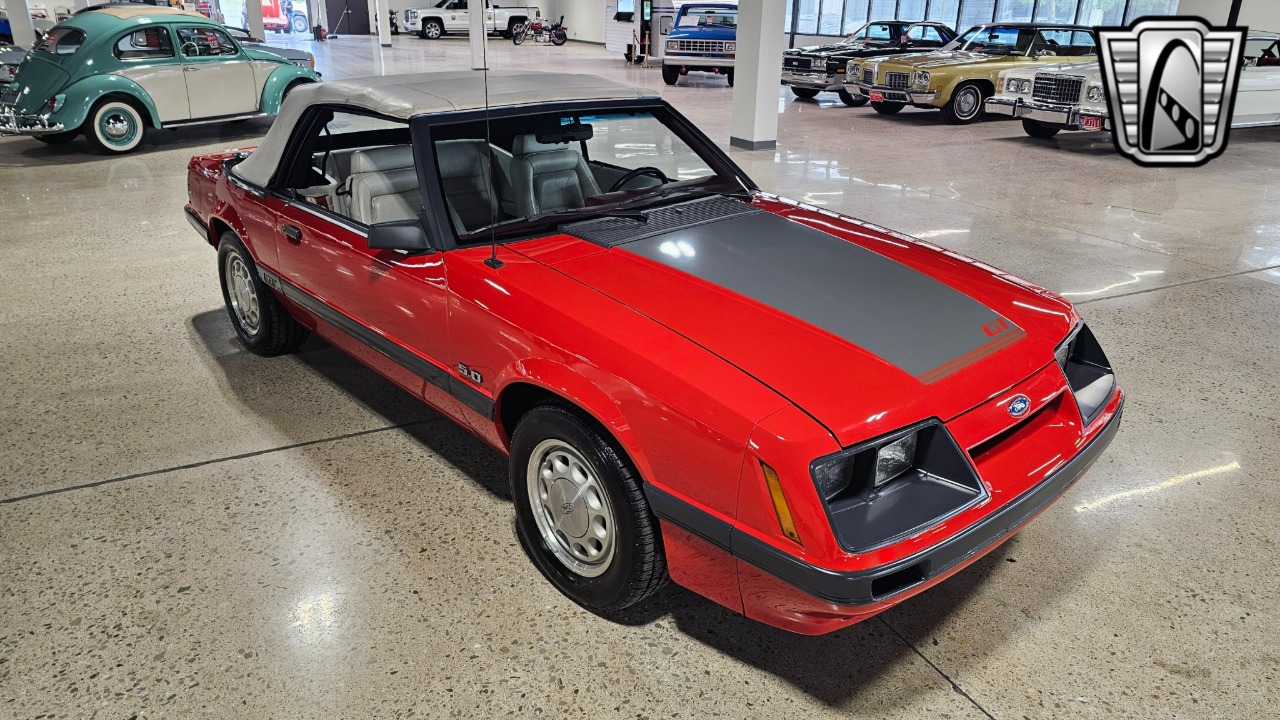 1985 Ford Mustang 5