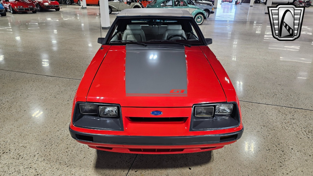 1985 Ford Mustang 41